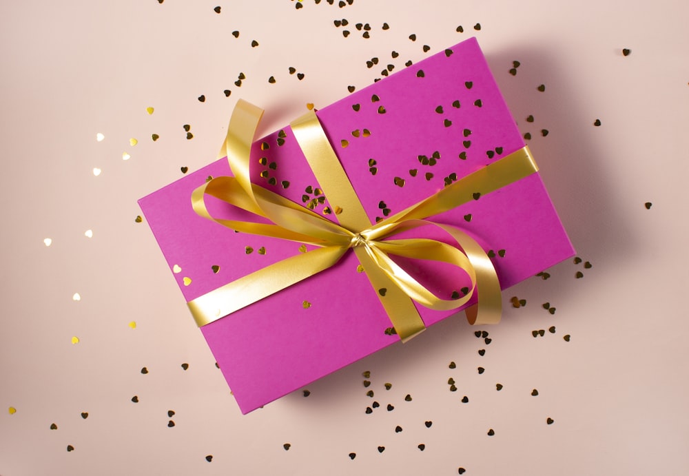 Gift packaging